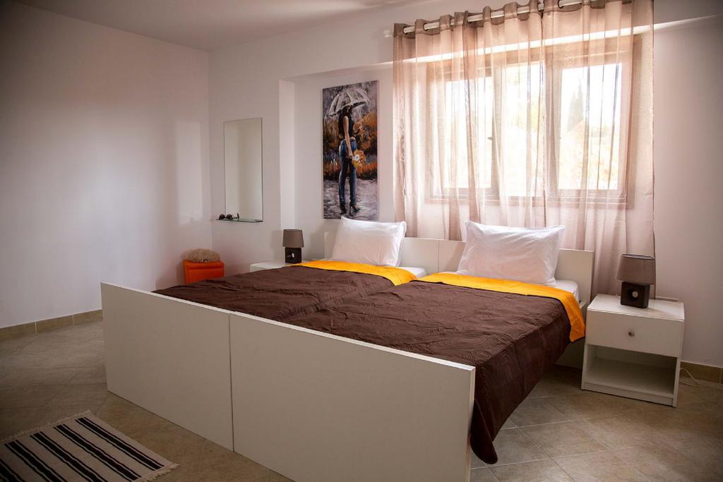 Coral Bay Sunkiss Villa מראה חיצוני תמונה