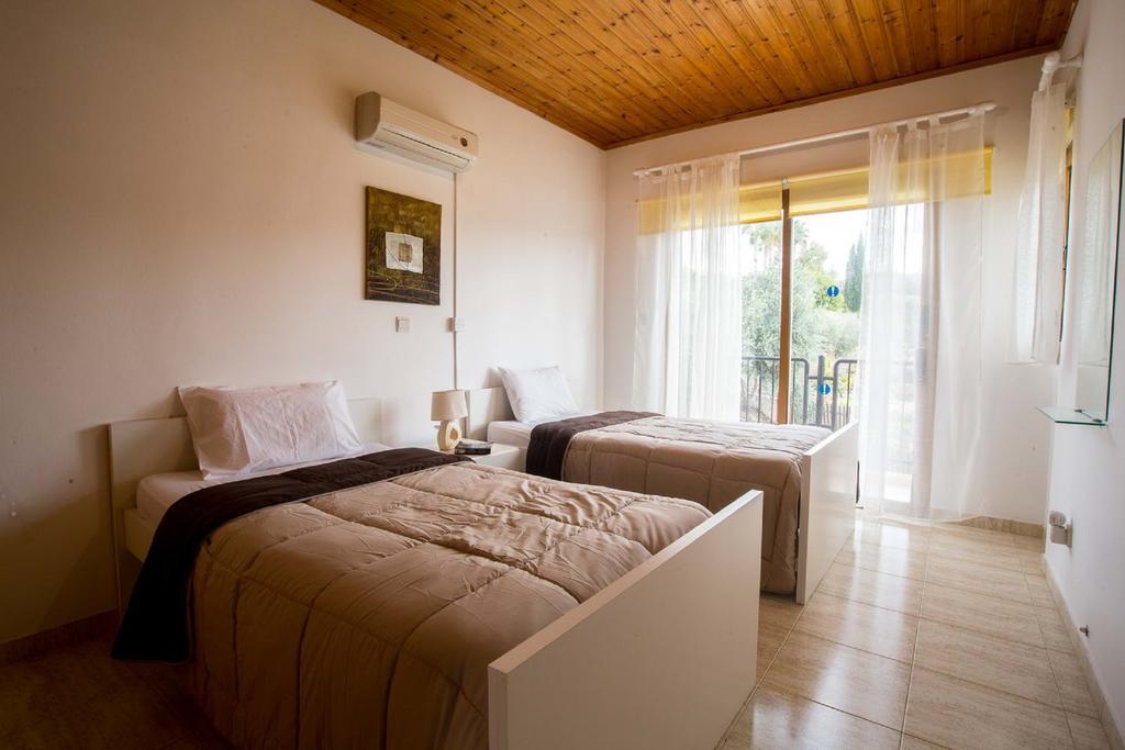 Coral Bay Sunkiss Villa מראה חיצוני תמונה