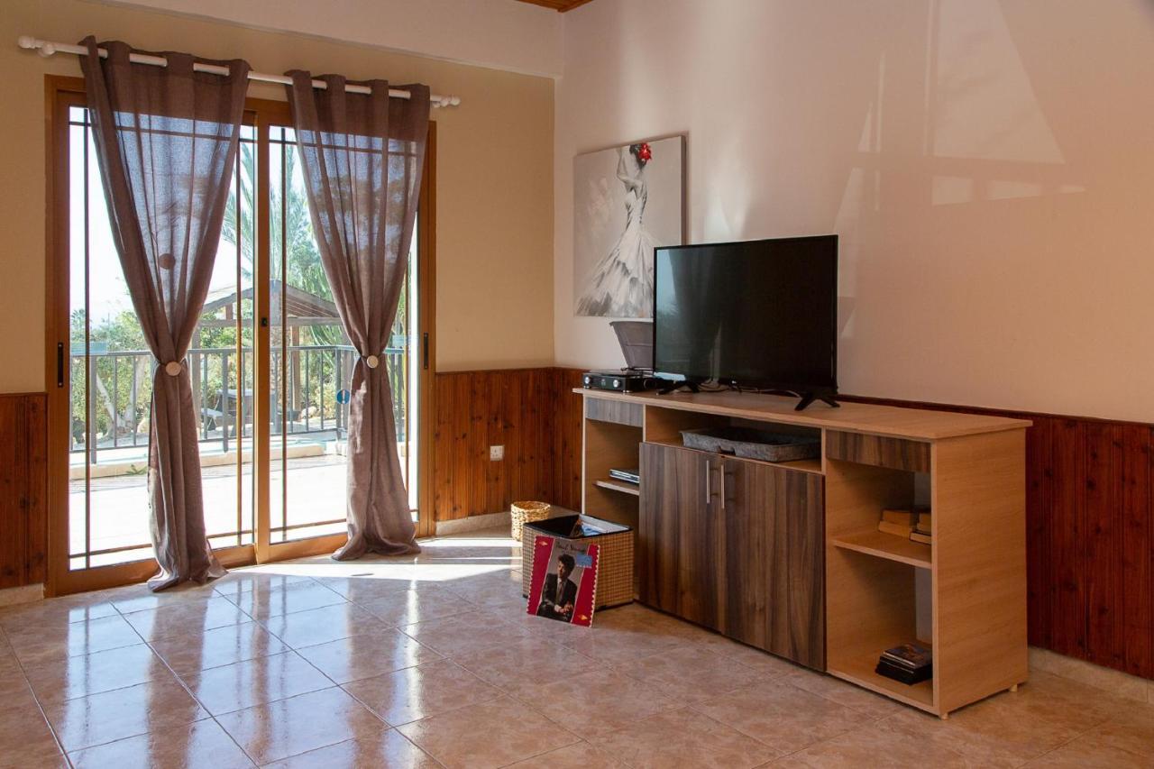 Coral Bay Sunkiss Villa מראה חיצוני תמונה